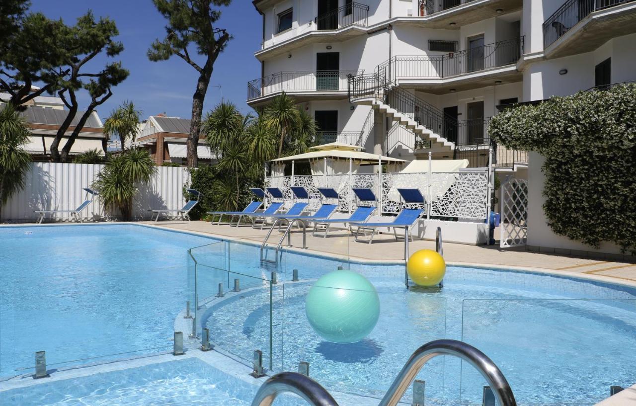 Residence Acquamarina San Benedetto del Tronto Extérieur photo